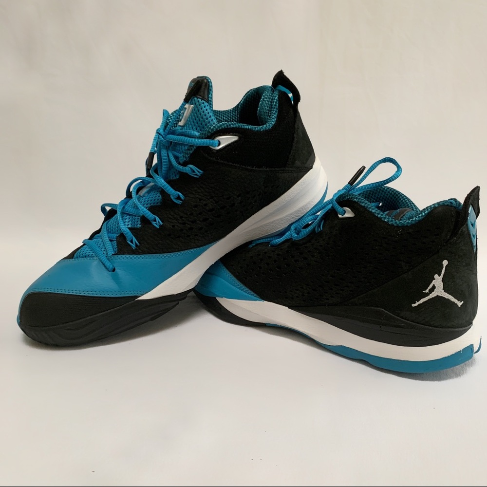 Jordan Nike CP3.VII Black, White, and Blue Size 13